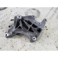 Кронштейн насоса гидроусилителя