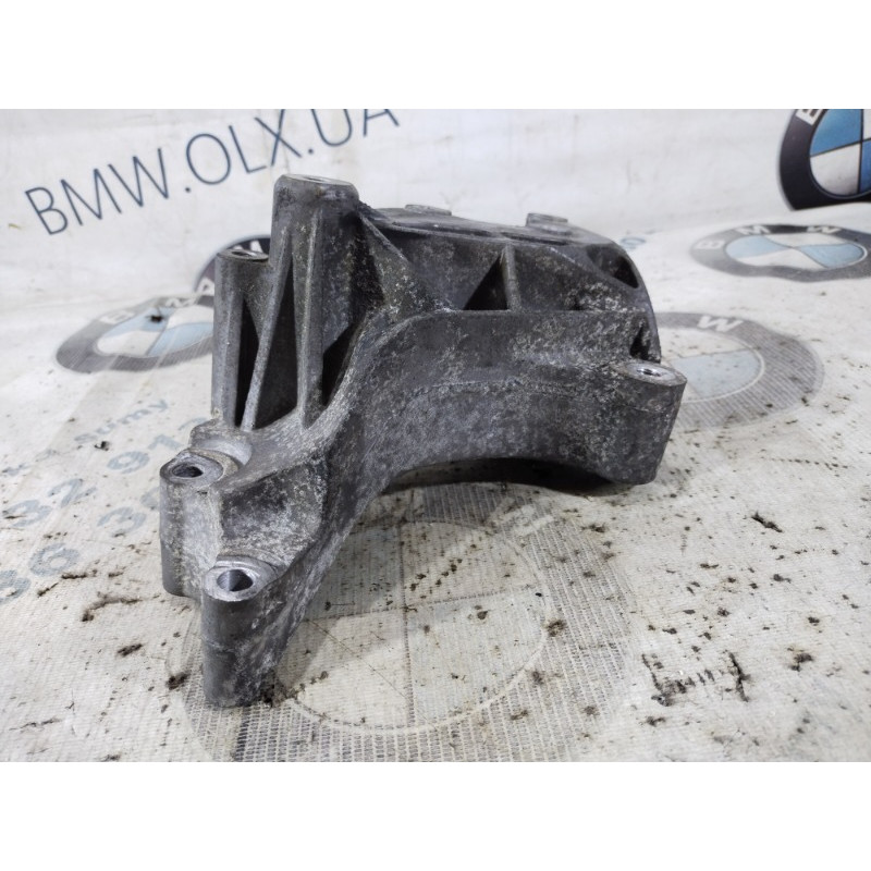 Кронштейн насоса гидроусилителя (кронштейны двигателя) Jeep Compass MK49 2014 2.4 4891593aa