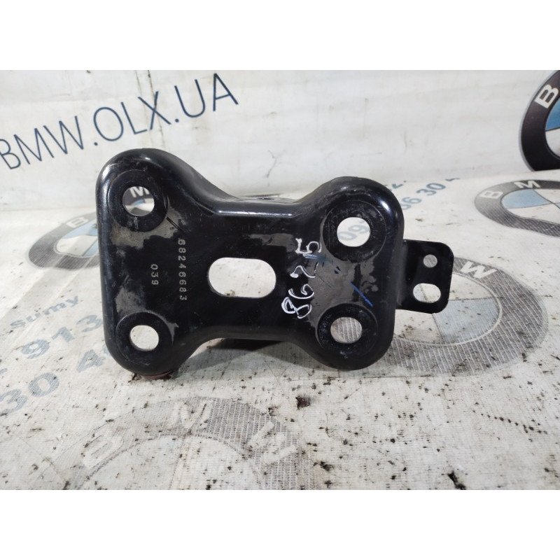 Кронштейн продольного рычага (подвеска) Jeep Compass MP 2018 2.4 68246683aa