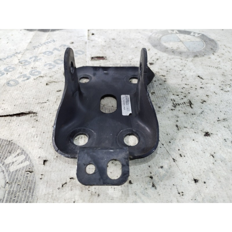 Кронштейн продольного рычага (подвеска) Jeep Compass MP 2018 2.4 68246683aa