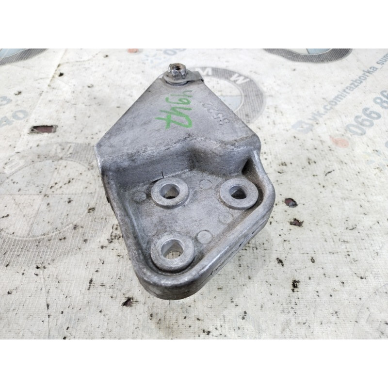 Кронштейн подушки двигателя (кронштейны двигателя) Jeep Patriot MK74 2012 2.4 5105416AE