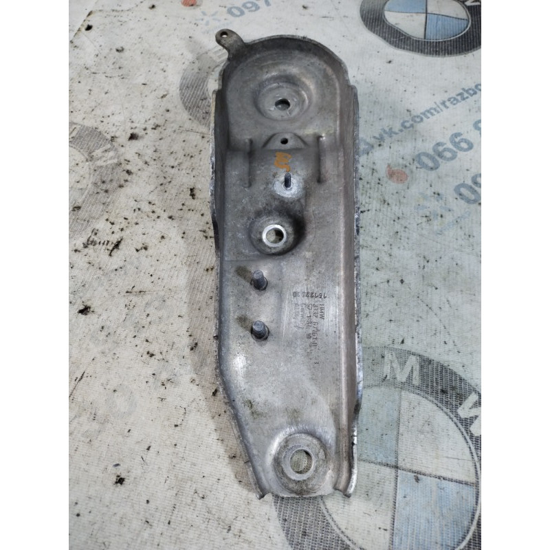 Кронштейн балки (подвеска) BMW 5-series F10 2011 N63B44 33326776150