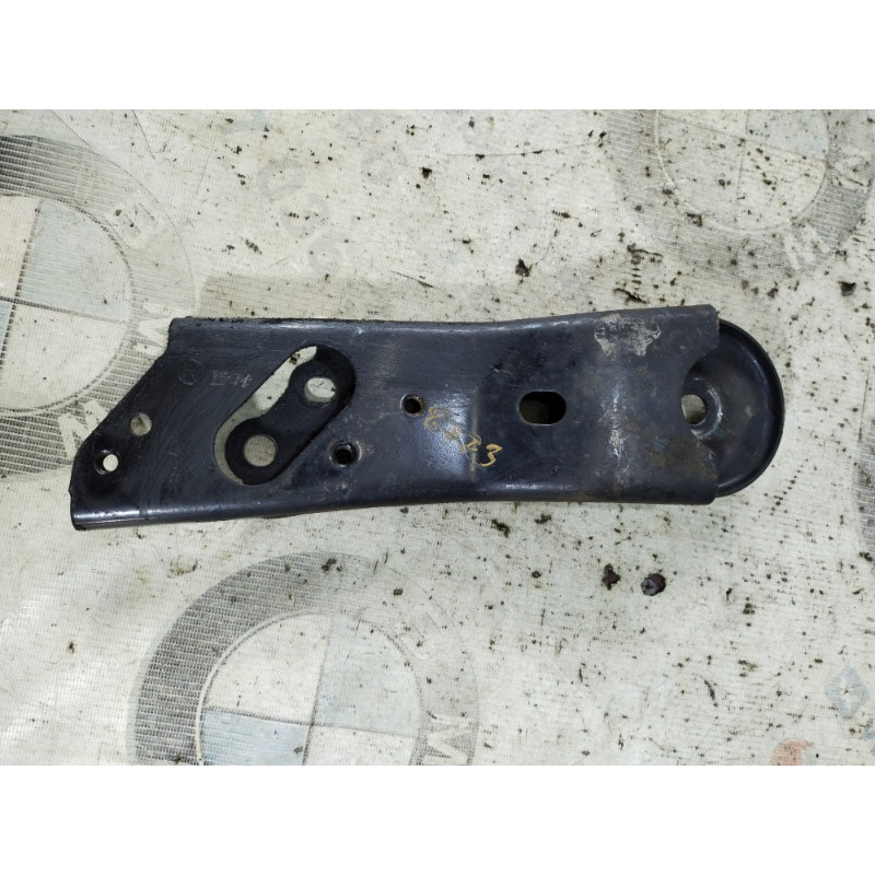 Кронштейн подрамника (подвеска) Subaru Forester SJ 2015 2.5 20157SG020