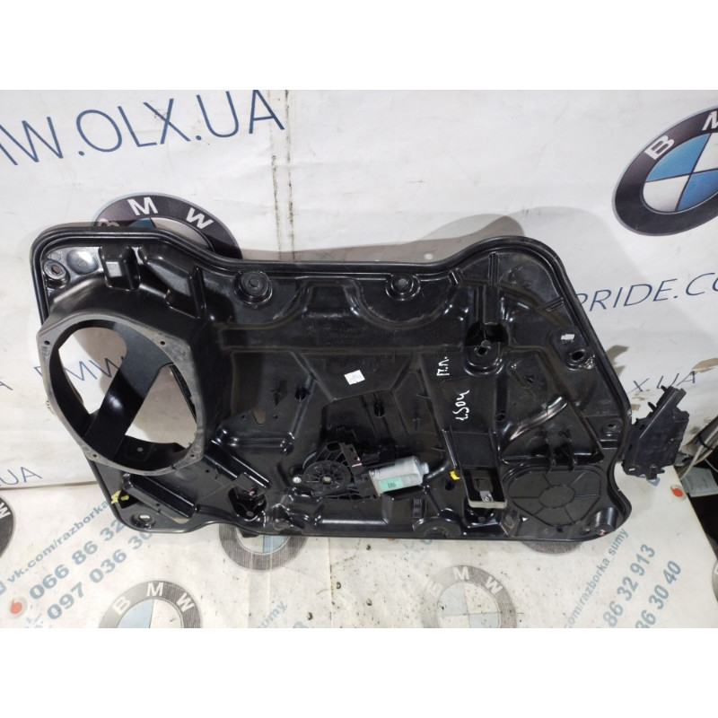 Механизм стеклоподъемника с мотором (кузов и элементы) Dodge Journey SXT 2014 3.6 68043735AA