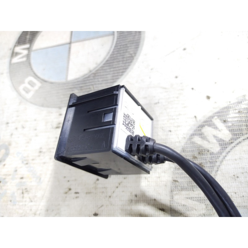 Гнездо USB/AUX (электрика) Dodge Dart PF 2014 2.4 68086690ae