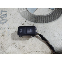 Кнопка блокування центрального замка