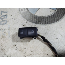 Кнопка блокировки центрального замка