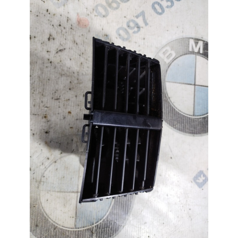 Дефлектор повітроводу (салон) FORD Fusion MK5 2014 2.5 ds7319c570a