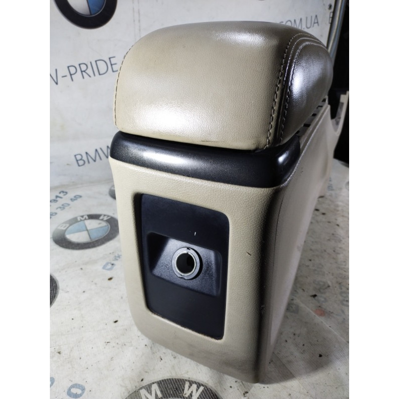 Центральная консоль (салон) Dodge Journey SXT 2014 3.6 1VF33HL1AA