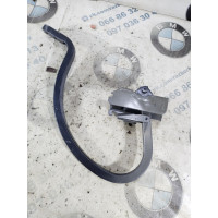 Петля багажника