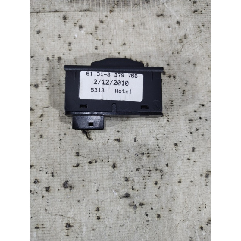 Кнопка открывания крышки багажника (электрика / кнопки) BMW 5-series F10 2011 N63B44 61318379766