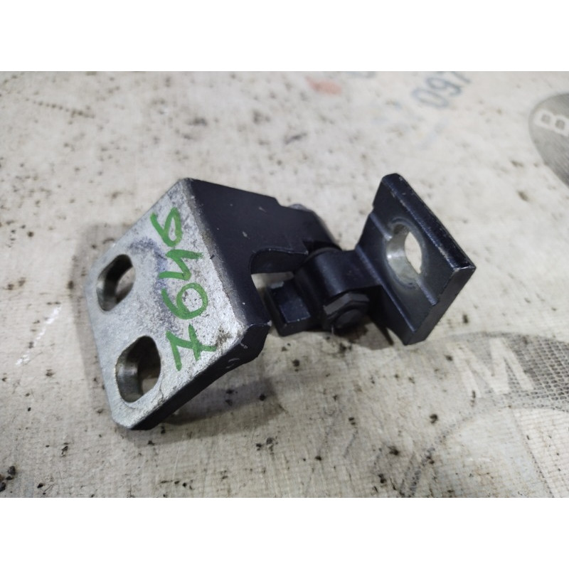 Петля двери (кузов и элементы) Dodge Dart PF 2014 2.4 19795c