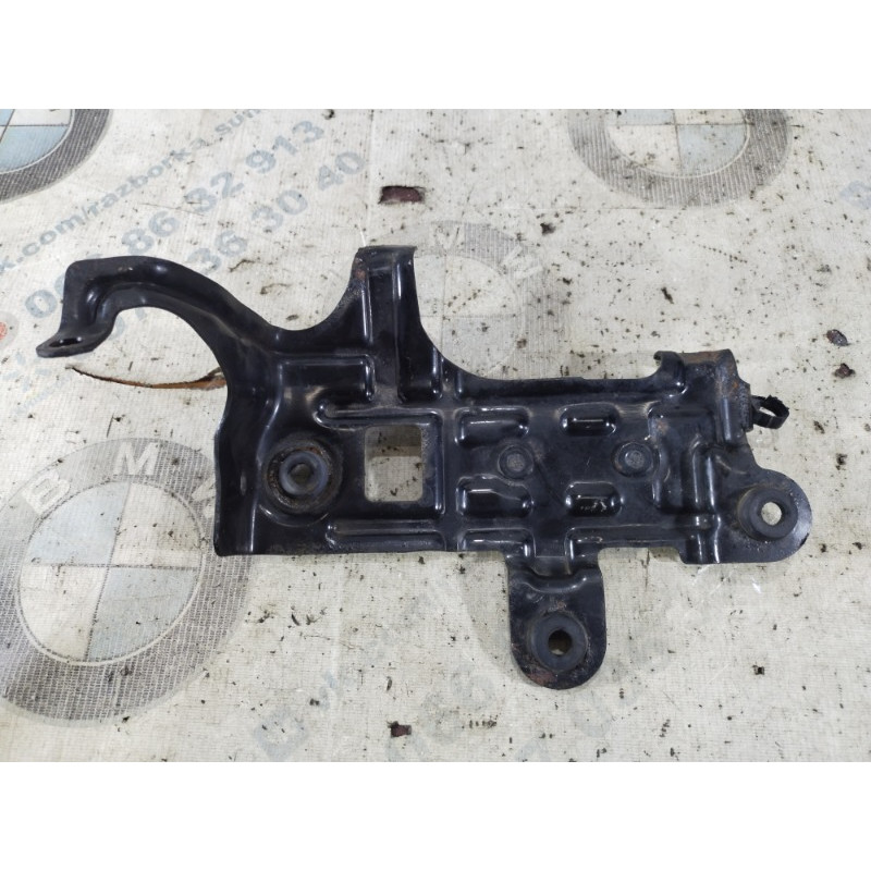 Кронштейн корпуса воздушного фильтра (кронштейны двигателя) Jeep Patriot MK74 2012 2.4 4891 638AB