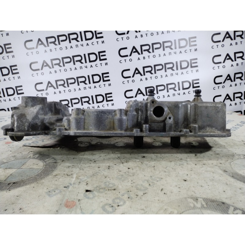 Кришка клапанів (двигун та елементи) BMW 5-series F10 2011 N63B44 7566283