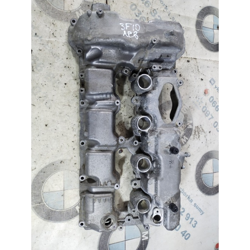 Кришка клапанів (двигун та елементи) BMW 5-series F10 2011 N63B44 7566286