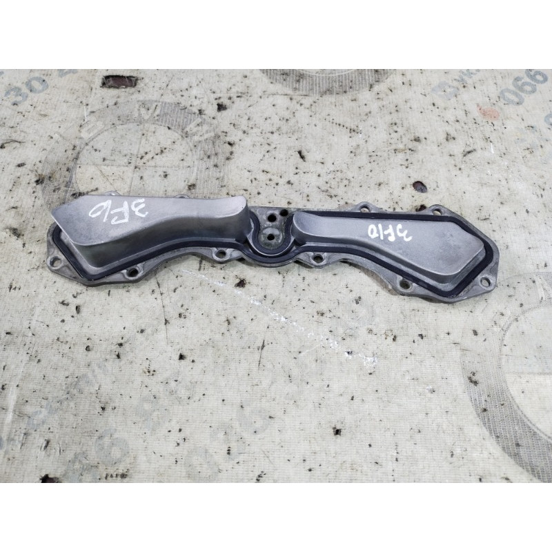 Кришка двигуна (двигун та елементи) BMW 5-series F10 2011 N63B44 11147567643