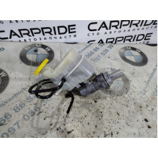 Бачок тормозной жидкости