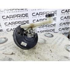 Вакуумный усилитель тормозов в сборе