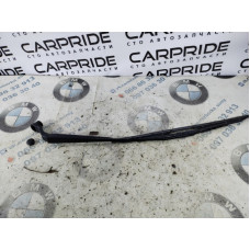 Поводок дворника