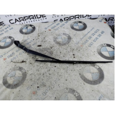 Поводок дворника