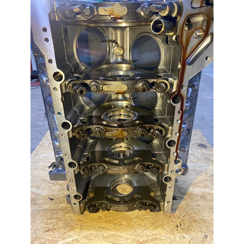 Блок цилиндров (двигатель и элементы) BMW 5-series F10 2011 N63B44 11112296651