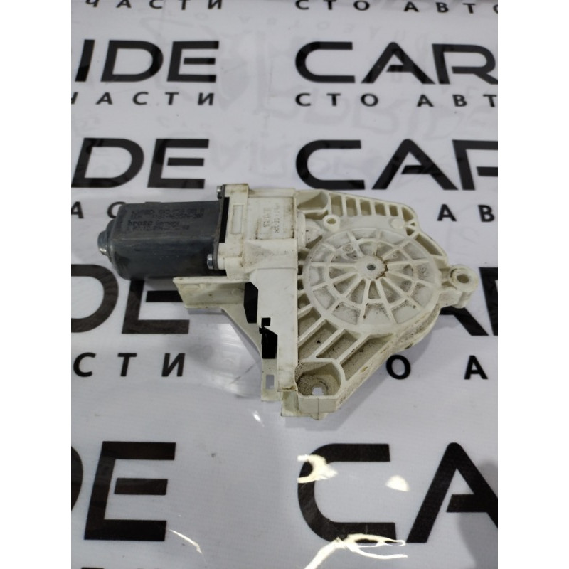 Мотор склопідйомника (електрика) Audi A6 C6 8k0959801a