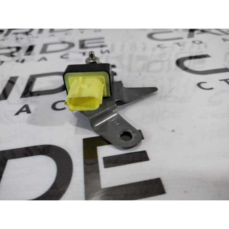 Датчик удара (электрика / датчики) Subaru Forester SJ 98235sg030