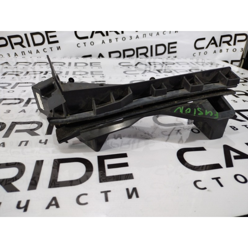 Направляющая стекла двери (кузов и элементы) Ford Fusion MK5 DS7Z-5421596-D