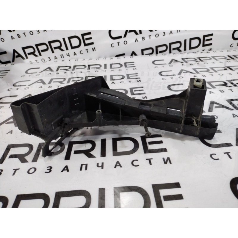 Направляющая стекла двери (кузов и элементы) Ford Fusion MK5 DS7Z-5421596-D