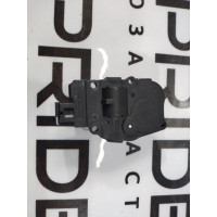 Привод заслонки отопителя