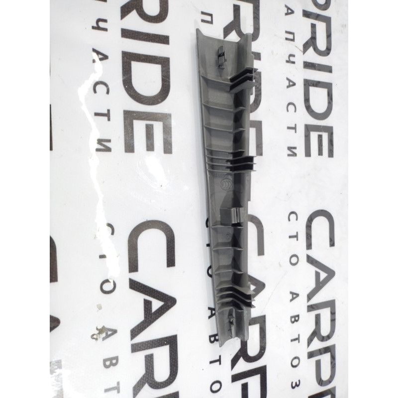 Обшивка Стойки (салон) Audi Q5 8R 8r0868203