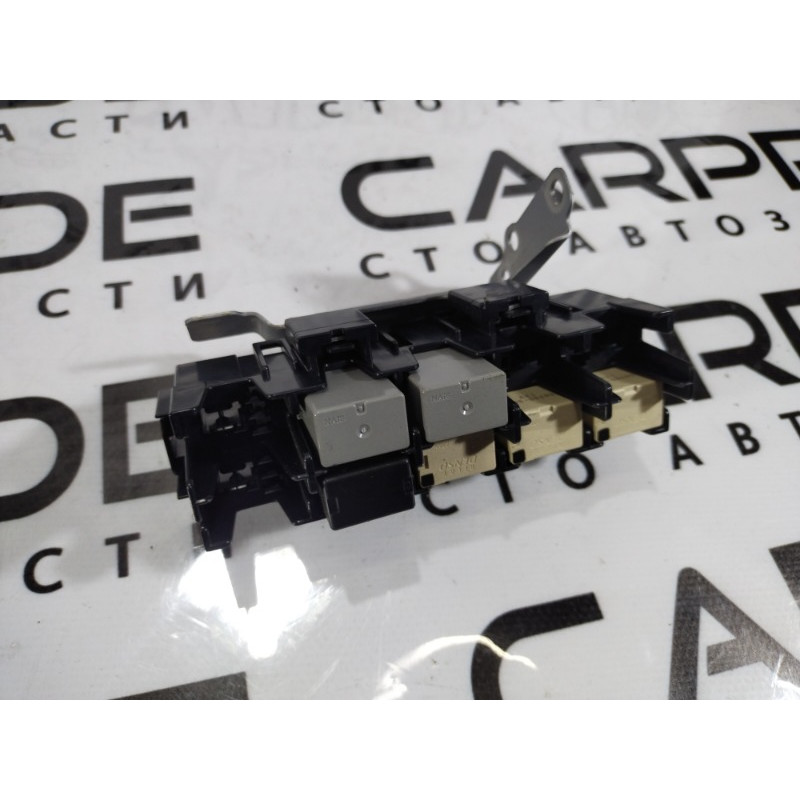 Блок реле (электрика) Subaru Forester SJ 2014 2.5 81402SG832