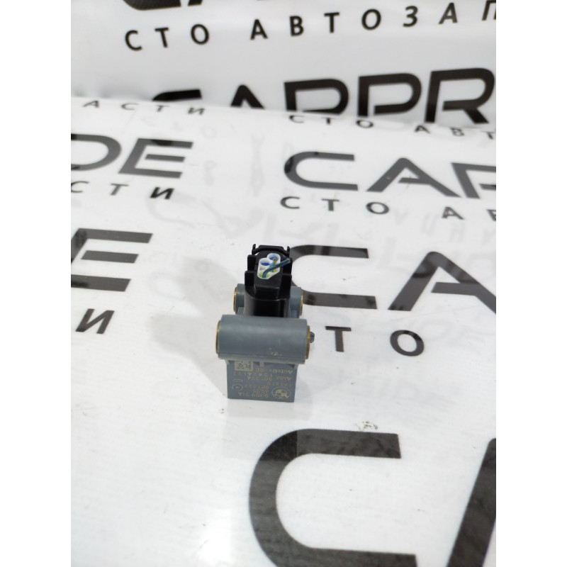 Датчик удара (электрика / датчики) BMW 5-series F10 2011 N63B44 65779159314