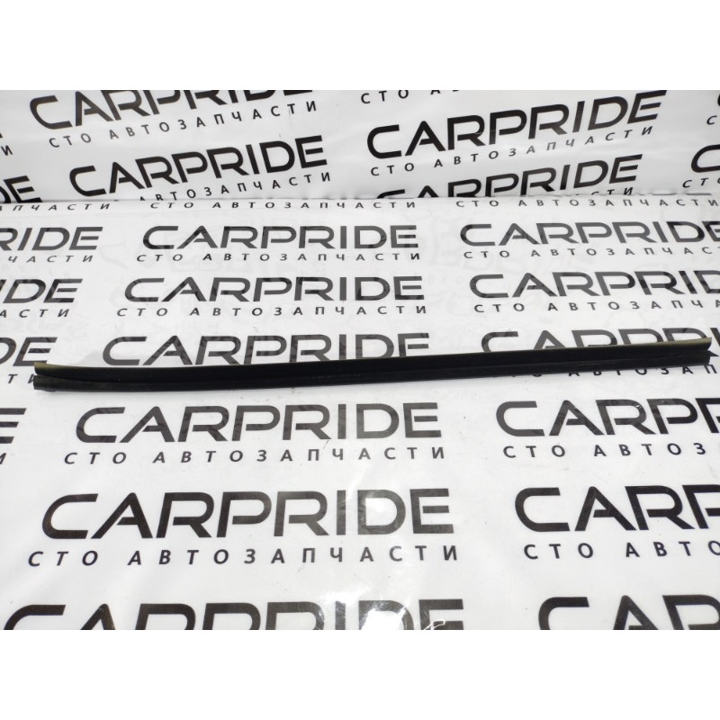 Молдинг двери внешний (кузов и элементы) Hyundai Sonata YF 2013 2.4 832313S000