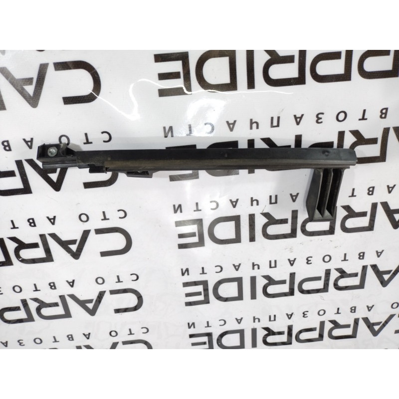 Направляющая стекла двери (кузов и элементы) Hyundai Sonata YF 2013 2.4 835353s000