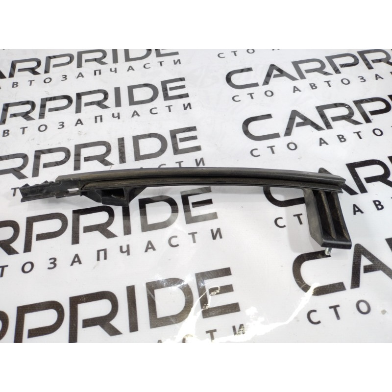 Направляющая стекла двери (кузов и элементы) Hyundai Sonata YF 2013 2.4 835353s000