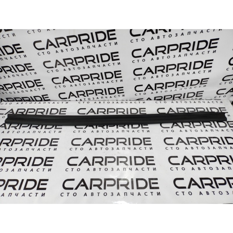 Уплотнитель (кузов и элементы) Audi A5 8T 8t0823723a