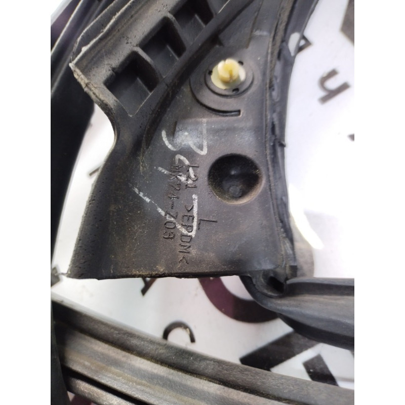 Уплотнитель проема двери (кузов и элементы) Jeep Patriot MK74 2012 2.4 05067767aa