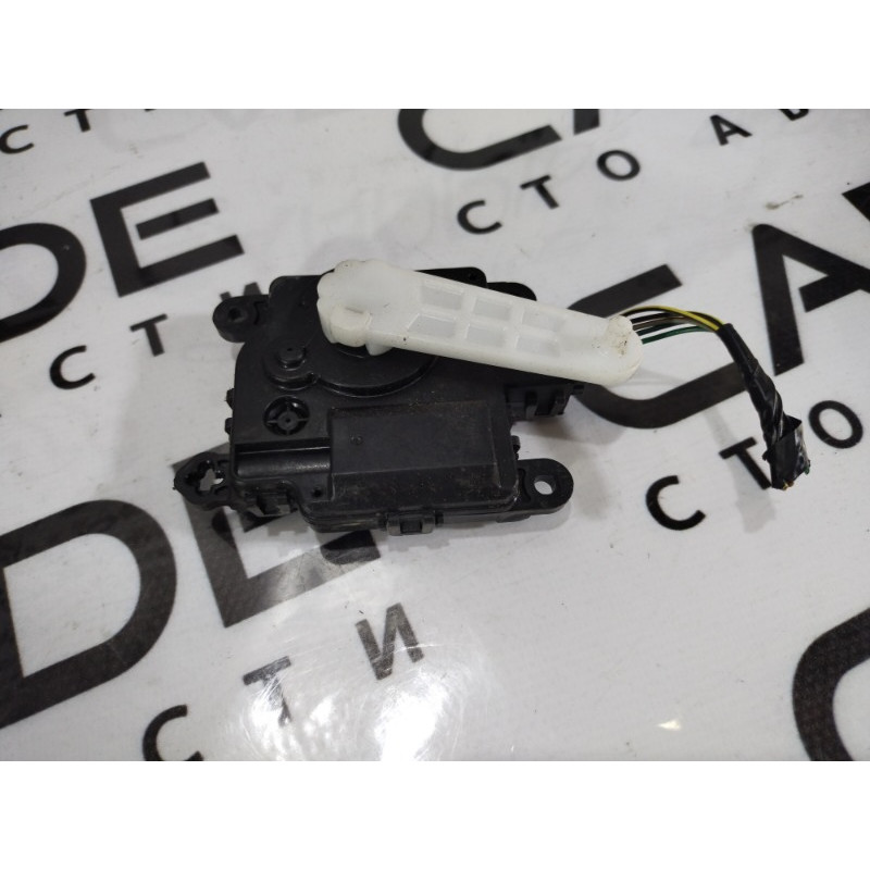 Привод заслонки отопителя (отопление и кондиционирование) Chevrolet Malibu 9 aa1138004100