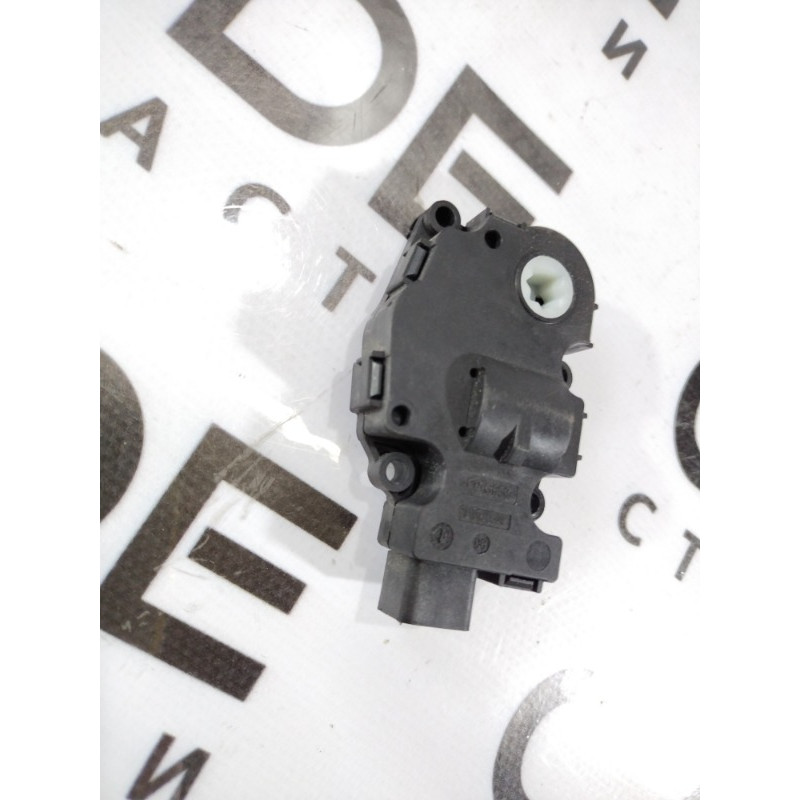 Привод заслонки отопителя (отопление и кондиционирование) Bmw X5 F15 t946104a