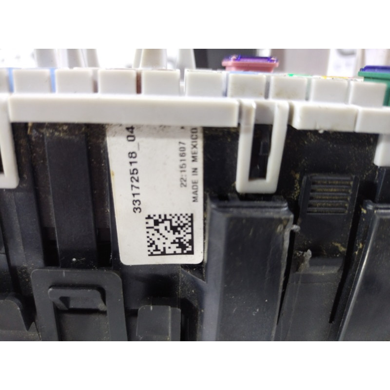 Блок предохранителей (электрика) Chevrolet Malibu 9 33172518