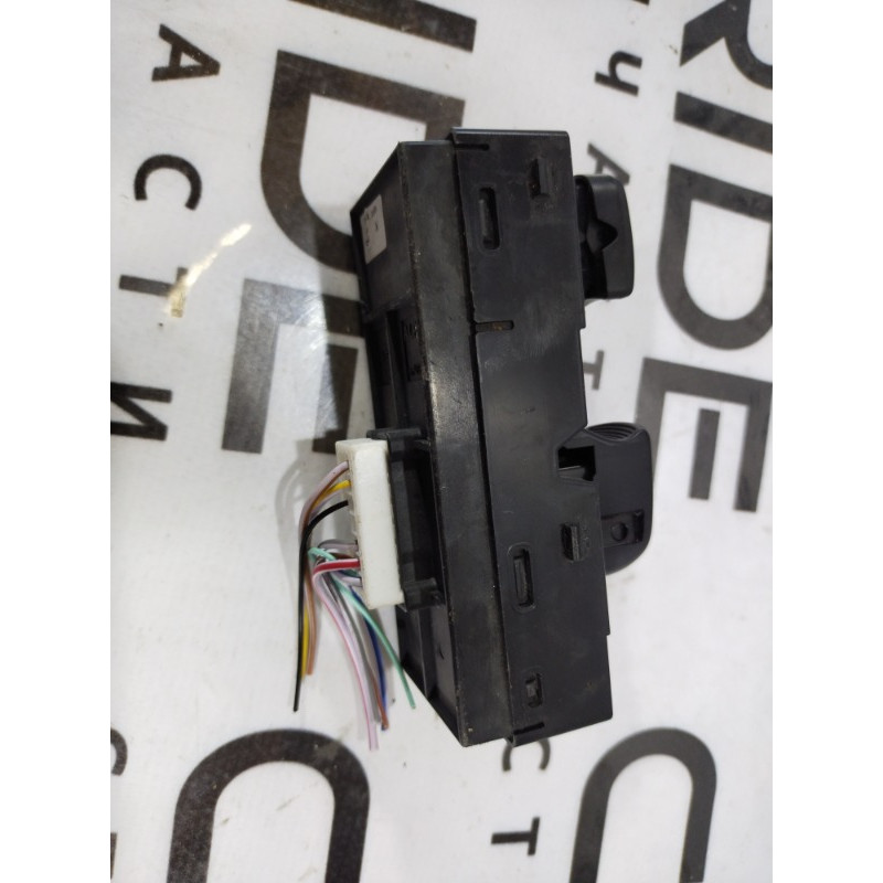 Кнопка стеклоподъемника (электрика / кнопки) Nissan Rogue T32 254111ka5a
