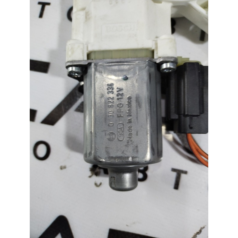 Мотор стеклоподъемника (электрика) Chrysler Grand Voyager RT 3018076d