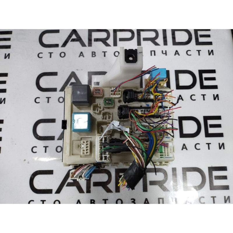 Блок предохранителей (электрика) Toyota Prius NHW20 1.5 8273047300