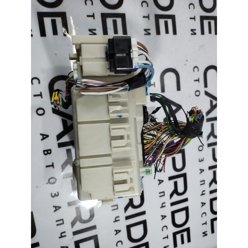 Блок предохранителей (электрика) Toyota Prius NHW20 1.5 8273047300