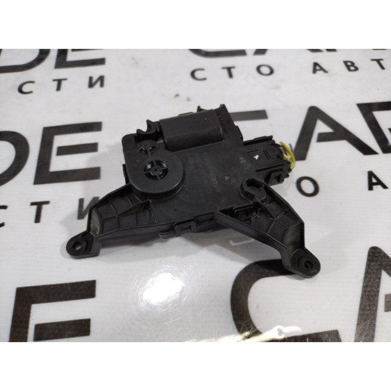 Привод заслонки отопителя (отопление и кондиционирование) Chevrolet Malibu 9 aa1138004080