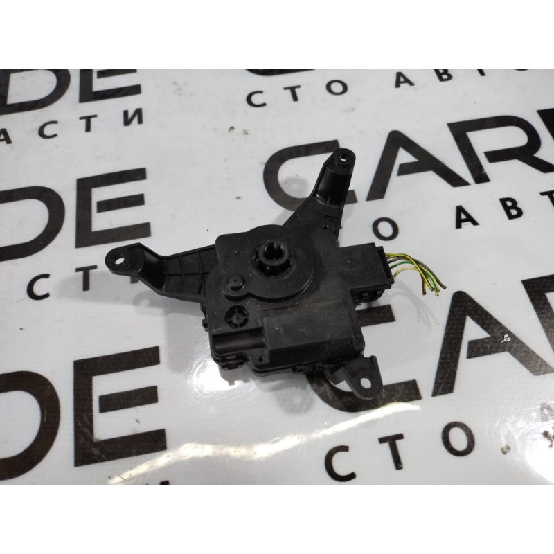 Привод заслонки отопителя (отопление и кондиционирование) Chevrolet Malibu 9 aa1138004080