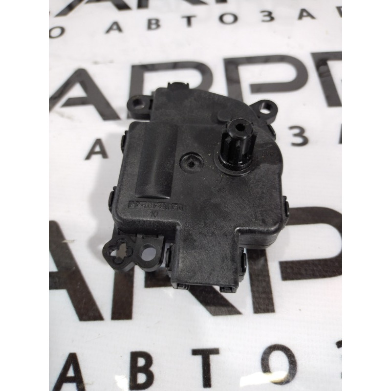Привод заслонки отопителя (отопление и кондиционирование) Ford Focus MK3 CV6Z-18731-A