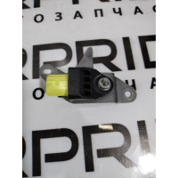 Датчик удару