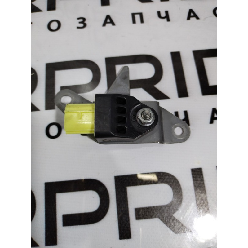 Датчик удара (электрика / датчики) Subaru Forester SJ 98235sg020